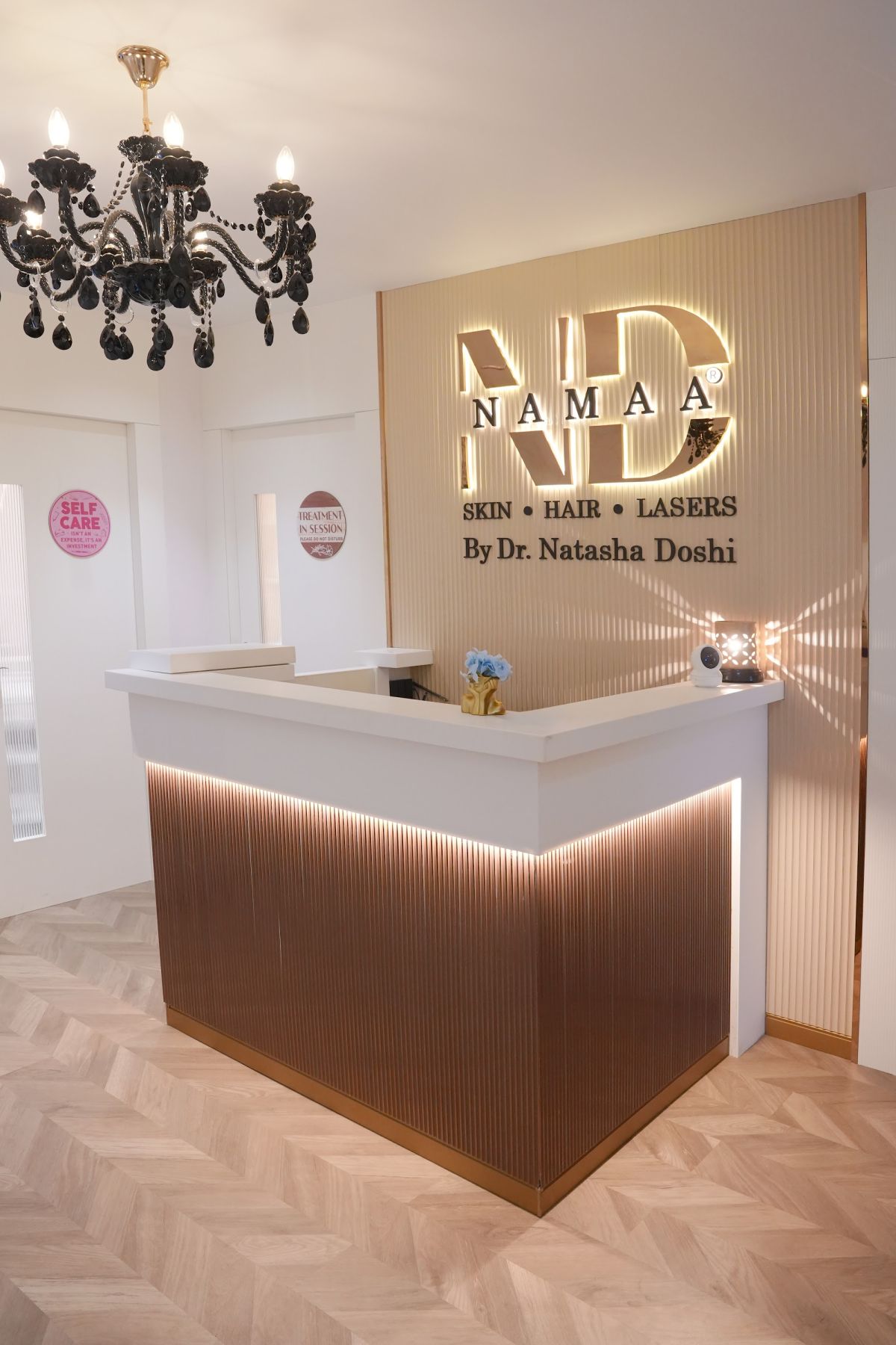The Namaa reception desk