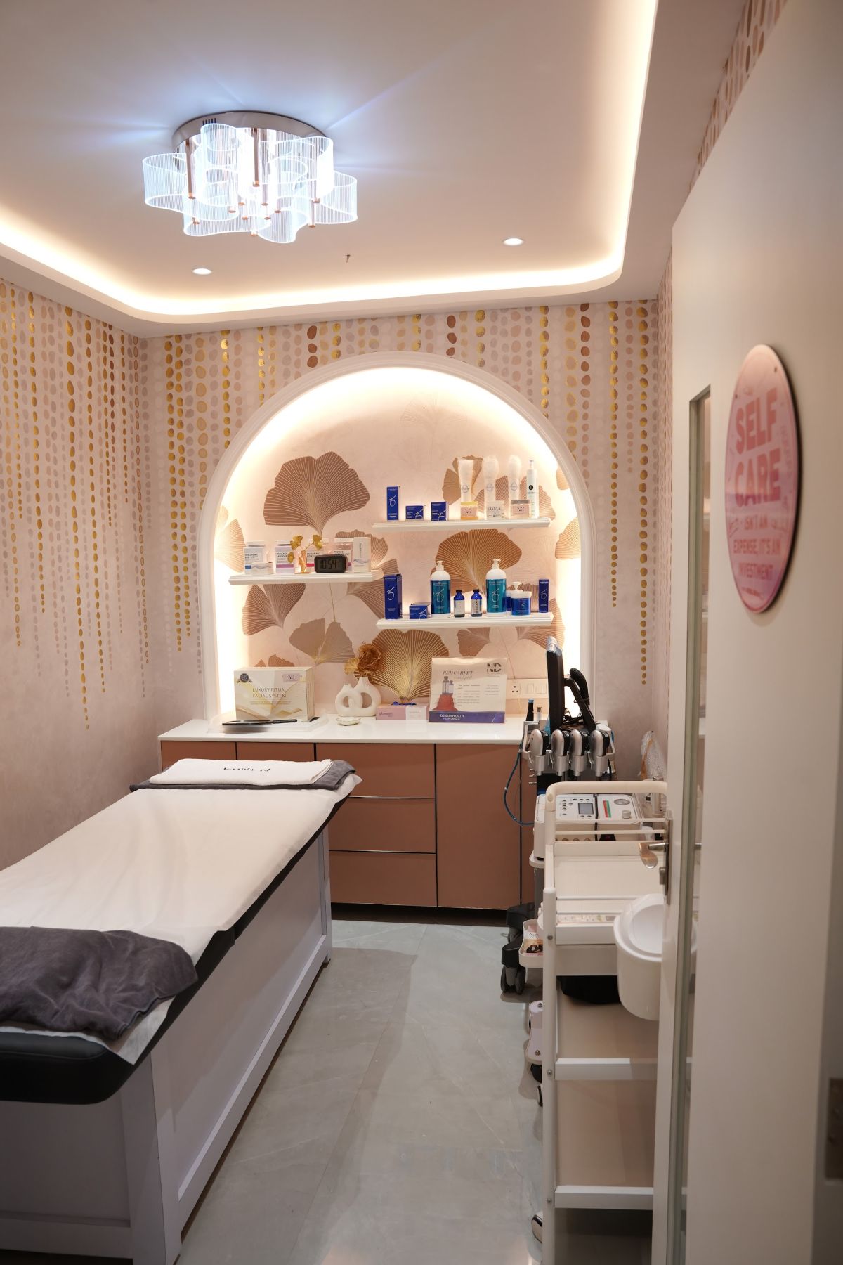 Treatment room under a softly lit arch
